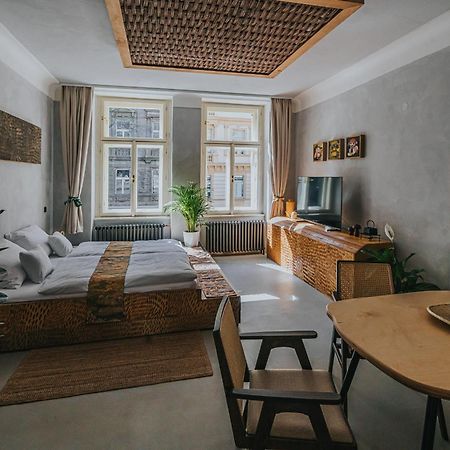 Bohemian Experience Aparthotel Prag Exteriör bild