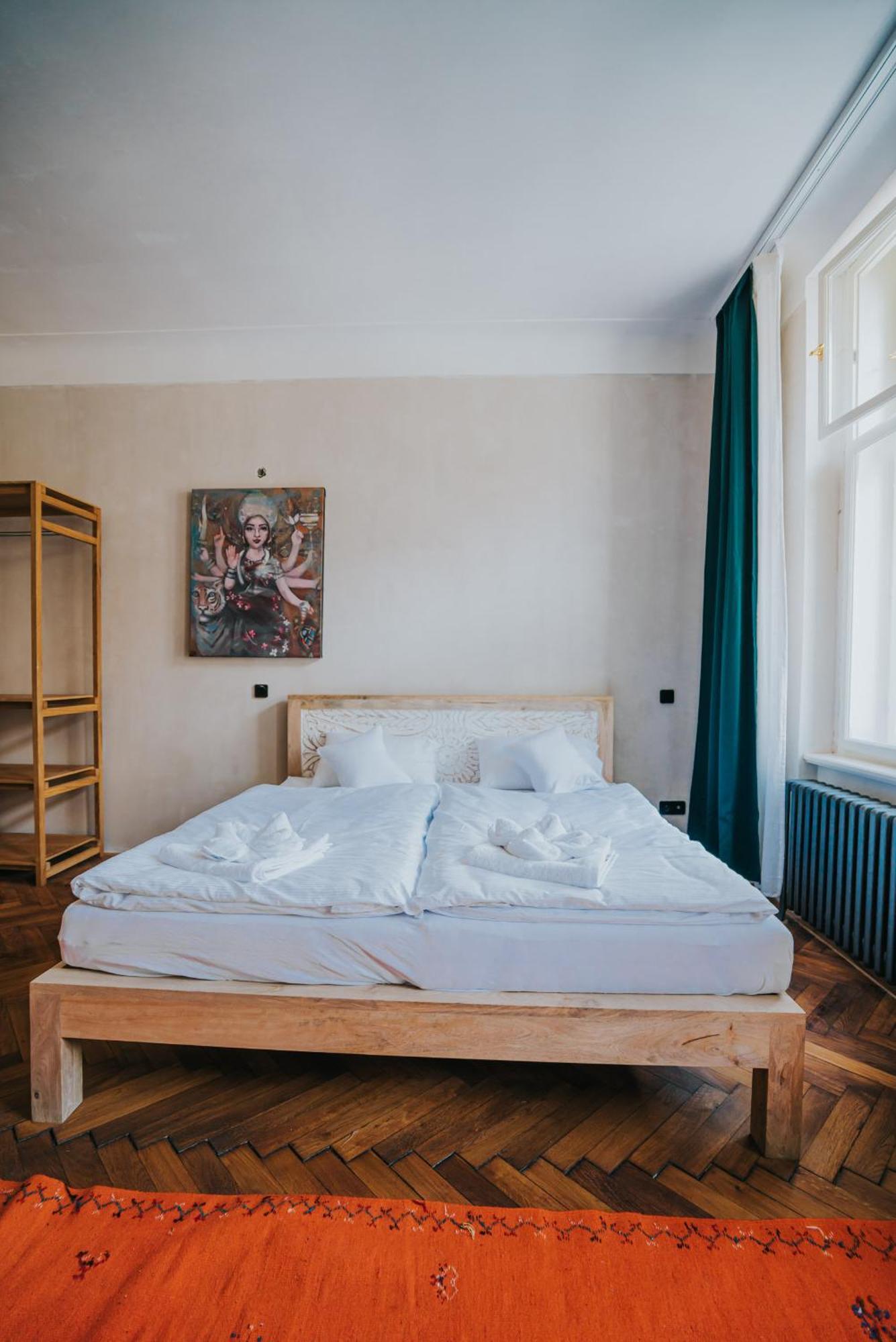 Bohemian Experience Aparthotel Prag Exteriör bild