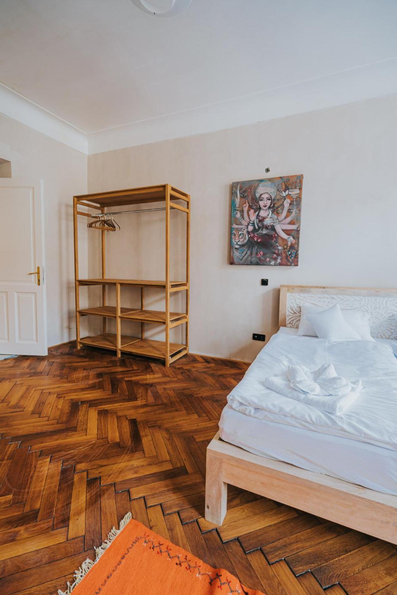 Bohemian Experience Aparthotel Prag Exteriör bild