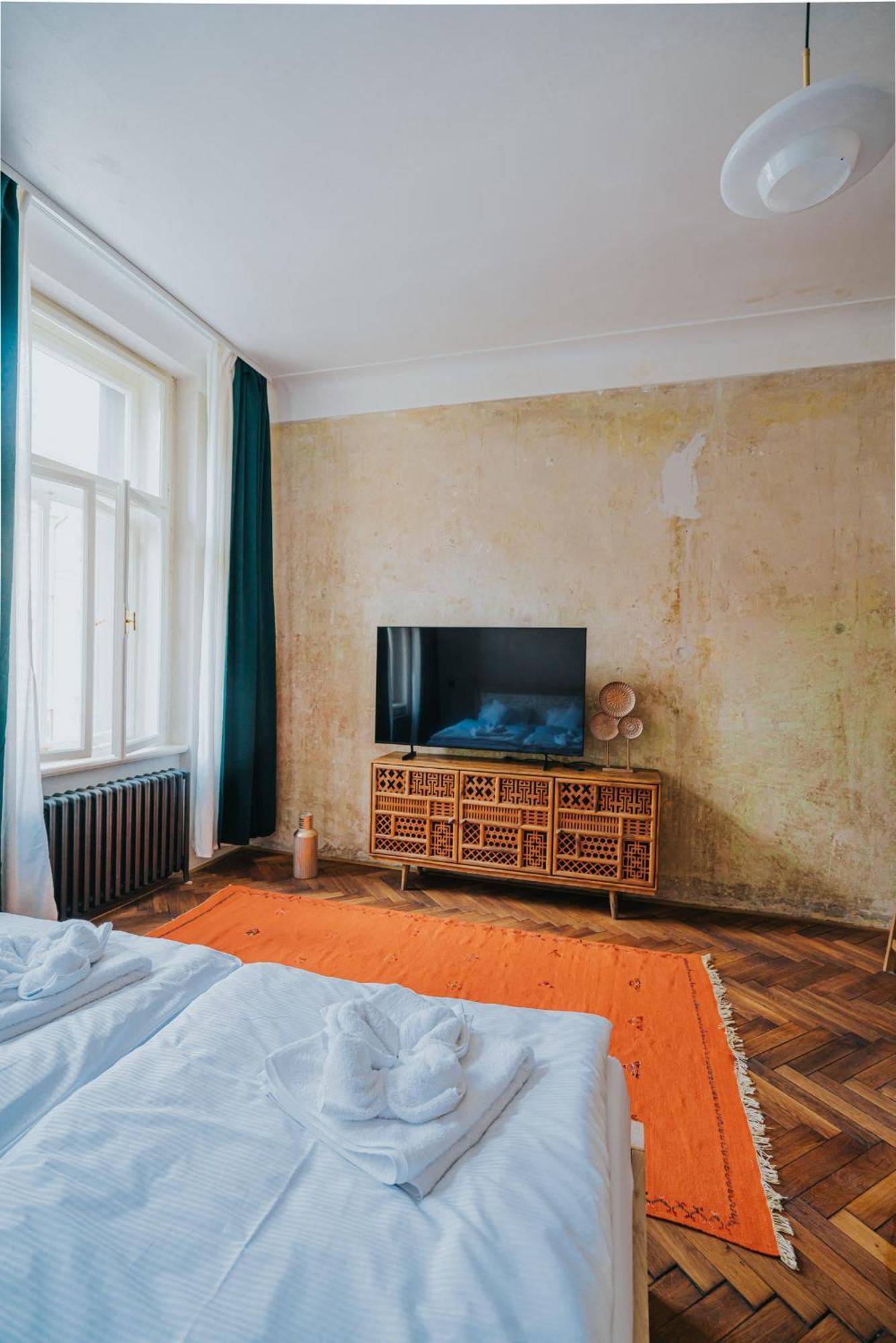 Bohemian Experience Aparthotel Prag Exteriör bild