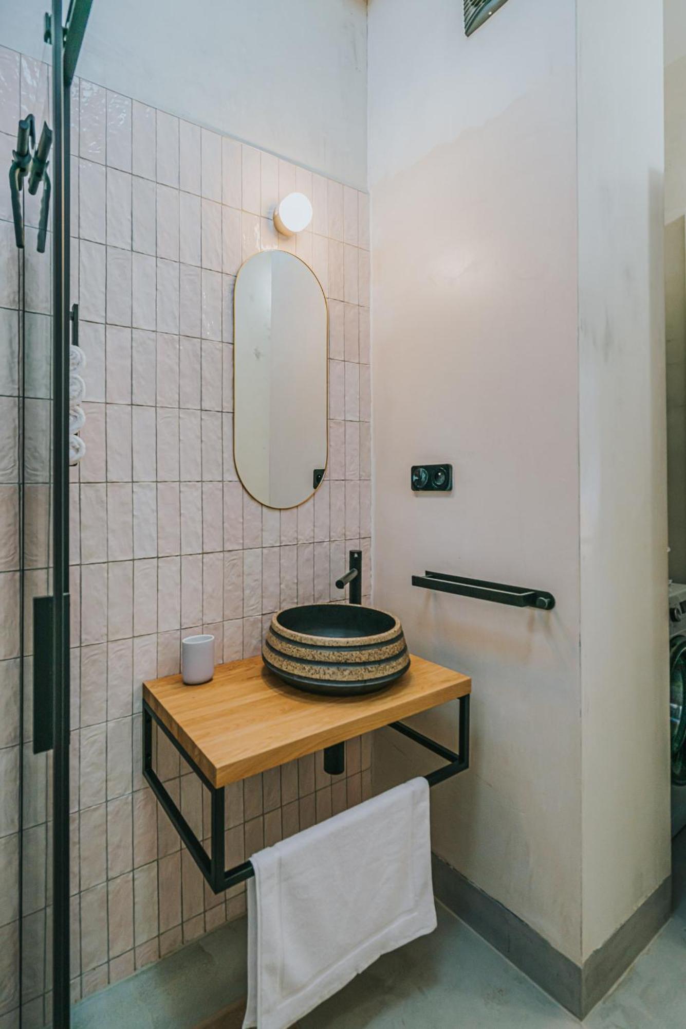 Bohemian Experience Aparthotel Prag Exteriör bild